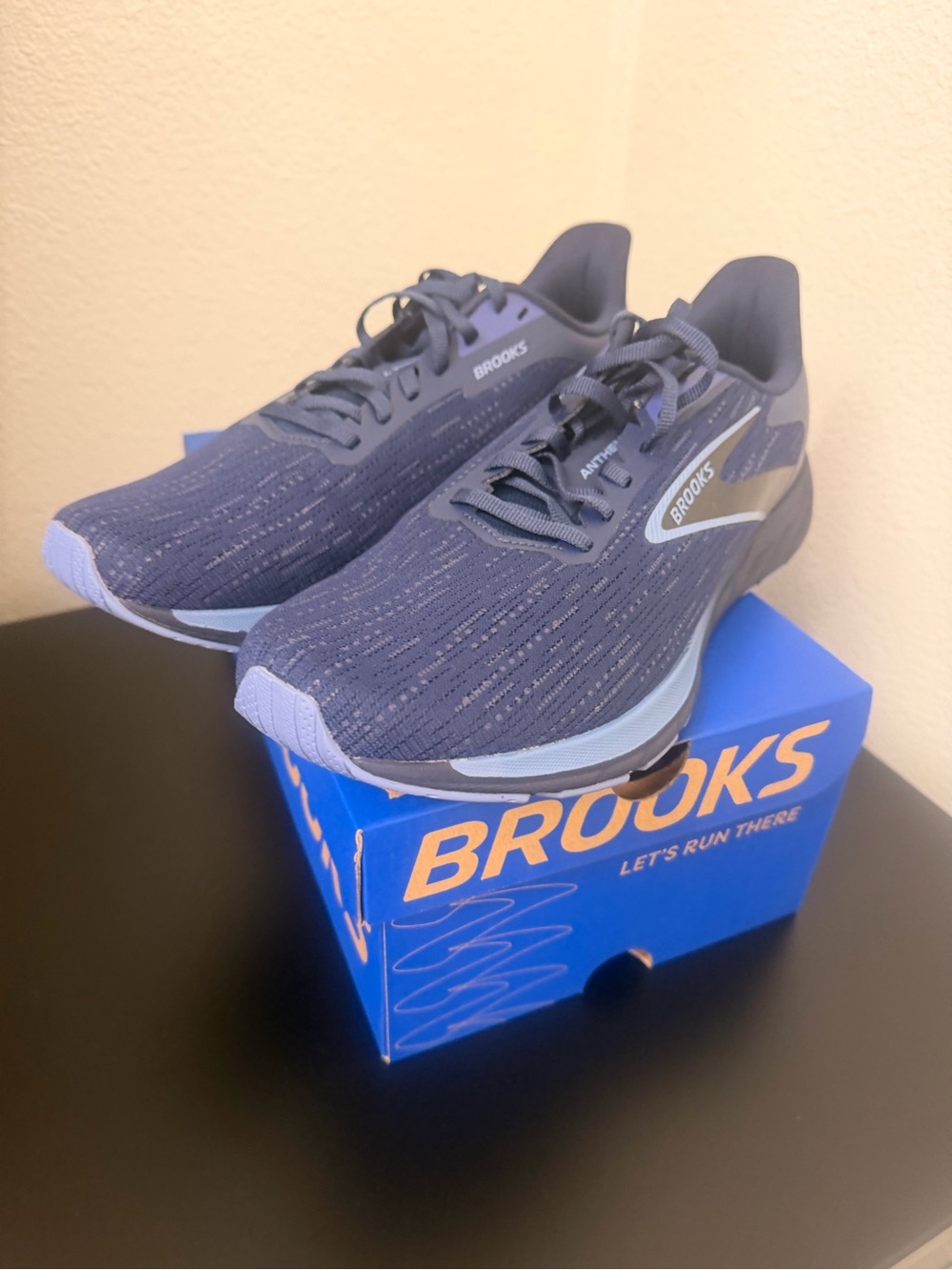 Brooks Anthem 7